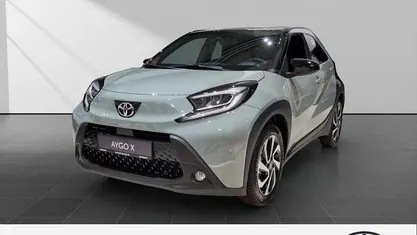 Nuova Toyota Aygo X 72 CV (52 kW) 2025 Verde SUV