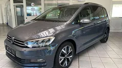 Delfingrau metallic Gebraucht 2023 VW Touran Van / Kleinbus | 30.490 € (Fairer Preis)