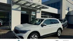 Pure white Gebraucht 2024 VW Tiguan Move SUV | 31.900 € (Fairer Preis)