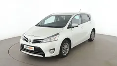 Weiß Gebraucht 2016 Toyota Verso Edition-S Van / Kleinbus | 15.500 € (Fairer Preis)