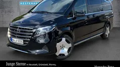 Gebraucht 2025 Mercedes V300 Exclusive Van / Kleinbus | 99.490 €