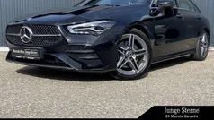 Lack kosmosschwarz (metallic) Gebraucht 2024 Mercedes CLA200 Shooting Brake AMG Kombi | 32.770 € (Fairer Preis)