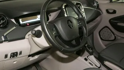 Gebraucht Renault Zoe Intens 42 kW (58 PS) 2017 Weiß Kleinwagen