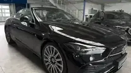 Gebraucht Mercedes CLE450 Premium 381 PS (280 kW) 2025 Schwarz Cabrio