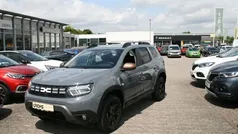 Grau Gebraucht 2023 Dacia Duster Extreme SUV | 21.990 € (Fairer Preis)