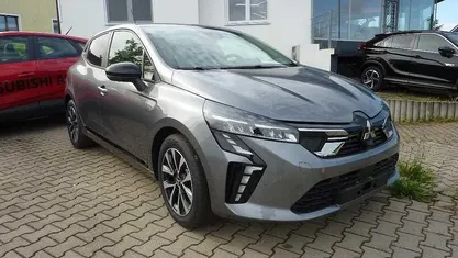 Grau Neu 2025 Mitsubishi Colt Plus Limousine | 17.690 € (Fairer Preis)