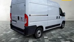Weiss Gebraucht 2023 Fiat Ducato Van | 32.990 € (Fairer Preis)