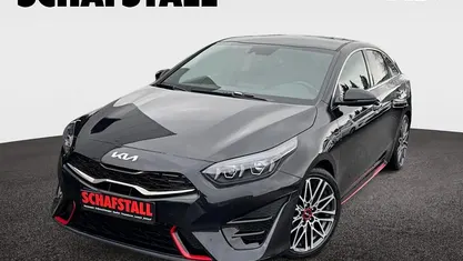 Gebraucht Kia ProCeed Comfort 204 PS (150 kW) 2023 Black pearl Kombi