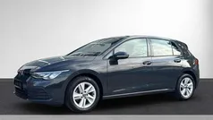 Gebraucht 2022 VW Golf VIII Life Limousine | 22.429 € (Fairer Preis)