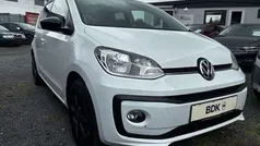 Pure white Gebraucht 2017 VW up! S Kleinwagen | 5.890 € (Guter Preis)