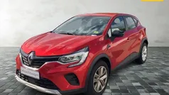 Rot Gebraucht 2024 Renault Captur Evolution SUV | 20.999 € (Fairer Preis)