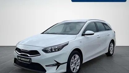 Gebraucht 2024 Kia Ceed Sportswagon Vision Kombi | 25.480 € (Fairer Preis)