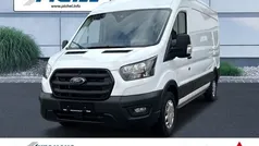 Weiß Gebraucht 2024 Ford Transit Trend Van | 31.950 € (Guter Preis)