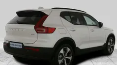 Crystal white pearl Gebraucht 2024 Volvo XC40 Plus SUV | 38.888 € (Fairer Preis)