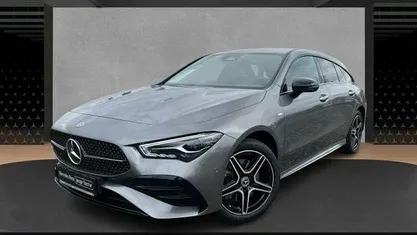 Gebraucht Mercedes CLA250e Shooting Brake AMG 218 PS (160 kW) 2025 Andere Kombi