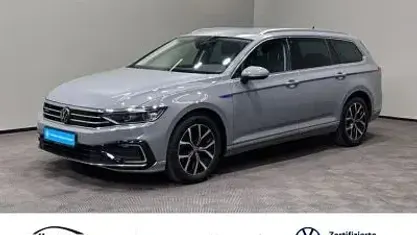 Gebraucht VW Passat GTE 218 PS (160 kW) 2022 Mondsteingrau Kombi