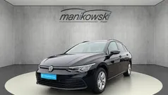 Schwarz Gebraucht 2022 VW Golf VIII Life Kombi | 23.912 € (Fairer Preis)