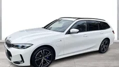 Weiß Gebraucht 2025 BMW 330e M Sport Kombi | 51.890 € (Fairer Preis)