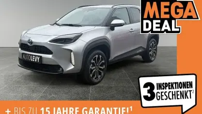 Gebraucht Toyota Yaris Cross 131 PS (96 kW) 2023 Silber SUV