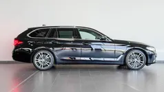 Schwarz ii Gebraucht 2022 BMW 540 Luxury Line Kombi | 35.888 € (Guter Preis)