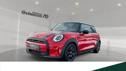 Gebraucht Mini Cooper Classic 136 PS (100 kW) 2024 Chili red Kleinwagen