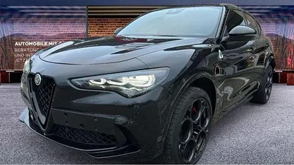 Schwarz Gebraucht 2023 Alfa Romeo Stelvio Quadrifoglio SUV | 71.900 € (Fairer Preis)