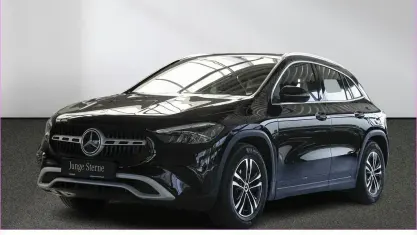 Gebraucht Mercedes GLA200 163 PS (119 kW) 2025 Schwarz SUV