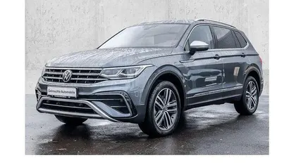 Gebraucht 2023 VW Tiguan Allspace Elegance SUV | 37.990 € (Fairer Preis)