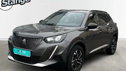 Grau Gebraucht 2023 Peugeot 2008 Allure SUV | 22.490 € (Fairer Preis)