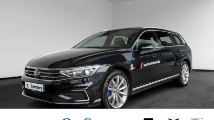 Używany VW Passat GTE 218 KM (160 kW) 2023 Czarny Kombi