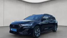Agate black metallic Gebraucht 2023 Ford Focus ST-Line Kombi | 24.930 € (Fairer Preis)