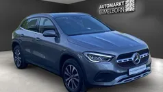 Grau Gebraucht 2022 Mercedes GLA180 SUV | 32.980 € (Fairer Preis)