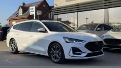 Frost weiã Gebraucht 2024 Ford Focus ST-Line Kombi | 20.650 € (Superpreis)