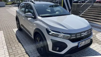 Gebraucht Dacia Sandero Expression 91 PS (66 kW) 2025 Kleinwagen