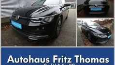 Grenadillschwarz Gebraucht 2024 VW Golf VIII Move Limousine | 27.750 € (Guter Preis)