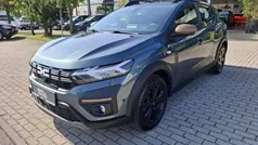 Zedergrün Gebraucht 2023 Dacia Sandero Extreme Kleinwagen | 17.480 € (Fairer Preis)
