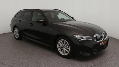 Gebraucht BMW 330 M Sport 286 PS (210 kW) 2025 Kombi
