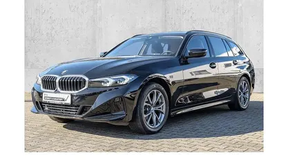 Gebraucht BMW 320 Advantage 184 PS (135 kW) 2023 Schwarz Kombi