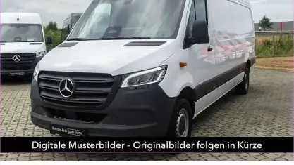 Gebraucht Mercedes Sprinter 170 PS (125 kW) 2025 Weiß Van