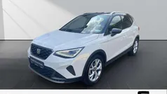 Weiss Gebraucht 2024 Seat Arona FR SUV | 21.490 € (Fairer Preis)