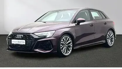 Używany Audi RS3 Sportback Design 400 KM (294 kW) 2023 Purpurowy Hatchback