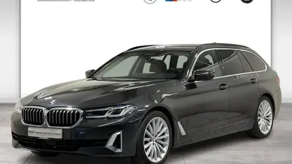 Gebraucht BMW 540 Luxury Line 333 PS (244 kW) 2023 Grau Kombi