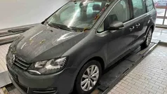 Indiumgrau Gebraucht 2020 VW Sharan Highline Van / Kleinbus | 30.840 € (Fairer Preis)