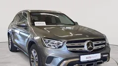 Selenitgrau metallic Gebraucht 2021 Mercedes GLC220 SUV | 31.990 € (Superpreis)