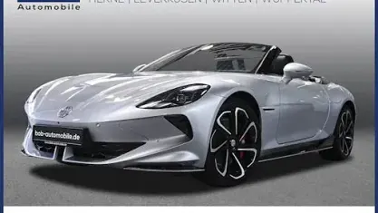 Neu MG Cyberster 375 kW (510 PS) 2026 Medal silver Cabrio