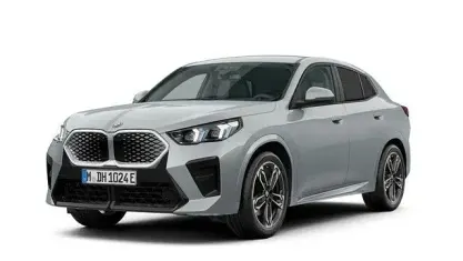 Gebraucht BMW iX2 M Sport 230 kW (313 PS) 2025 Silber SUV