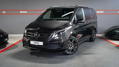 Gebraucht Mercedes V300 Avantgarde Edition 237 PS (174 kW) 2022 Grau Van / Kleinbus