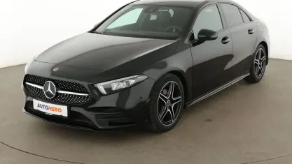 Gebraucht Mercedes A180 AMG line 136 PS (100 kW) 2022 Schwarz Limousine
