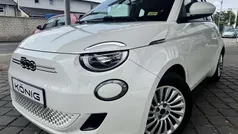 Weiß Gebraucht 2023 Fiat 500e Basis Limousine | 22.995 € (Fairer Preis)