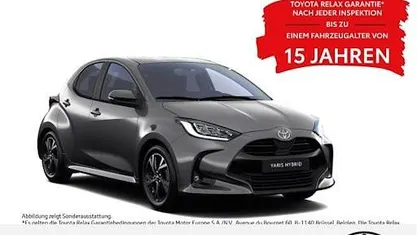 Grey metallic Neu 2025 Toyota Yaris Hybrid Limousine | 23.989 € (Guter Preis)